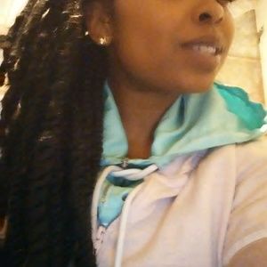 Meet your Posher, Brandi